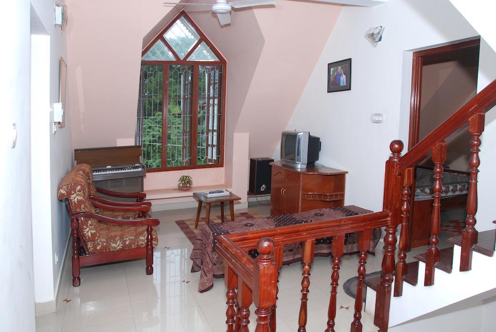 Leelu Homestay Коччи Номер фото