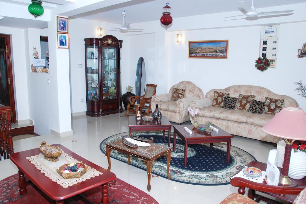 Leelu Homestay Коччи Экстерьер фото